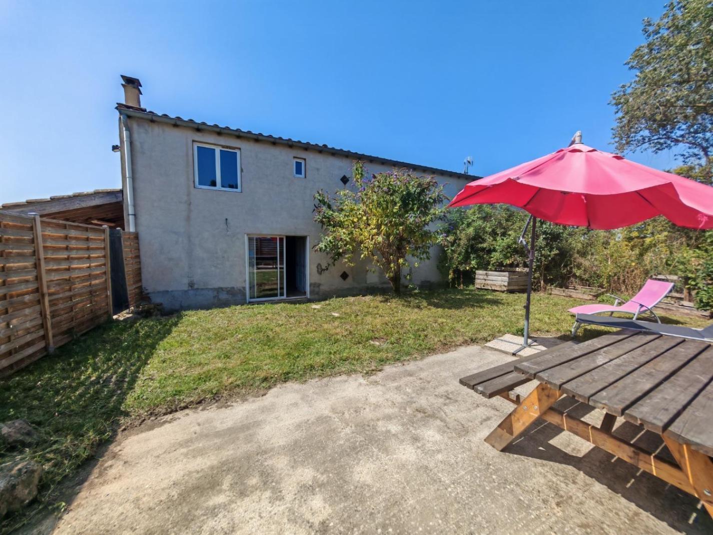 Terres De Barrejat Cazals-des-Bayles Exterior foto
